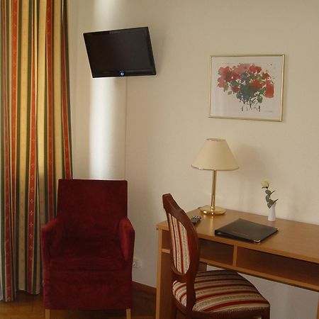 Hotel Markgraefler Hof Karlsruhe Kültér fotó