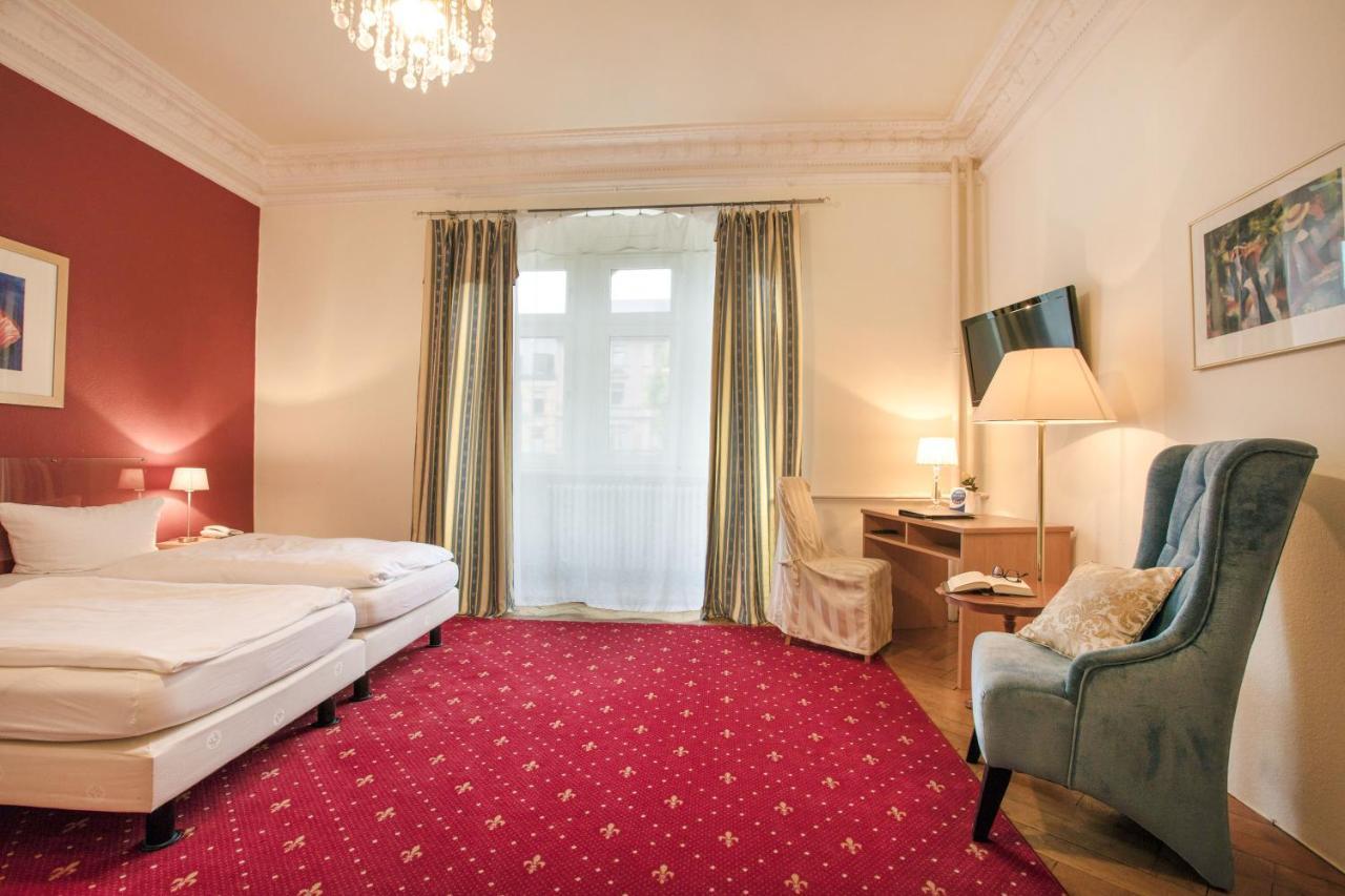 Hotel Markgraefler Hof Karlsruhe Kültér fotó