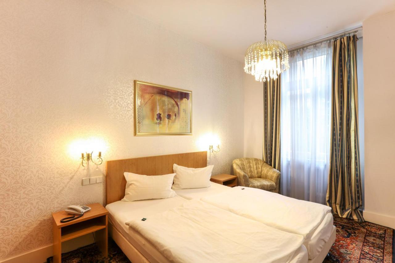 Hotel Markgraefler Hof Karlsruhe Kültér fotó